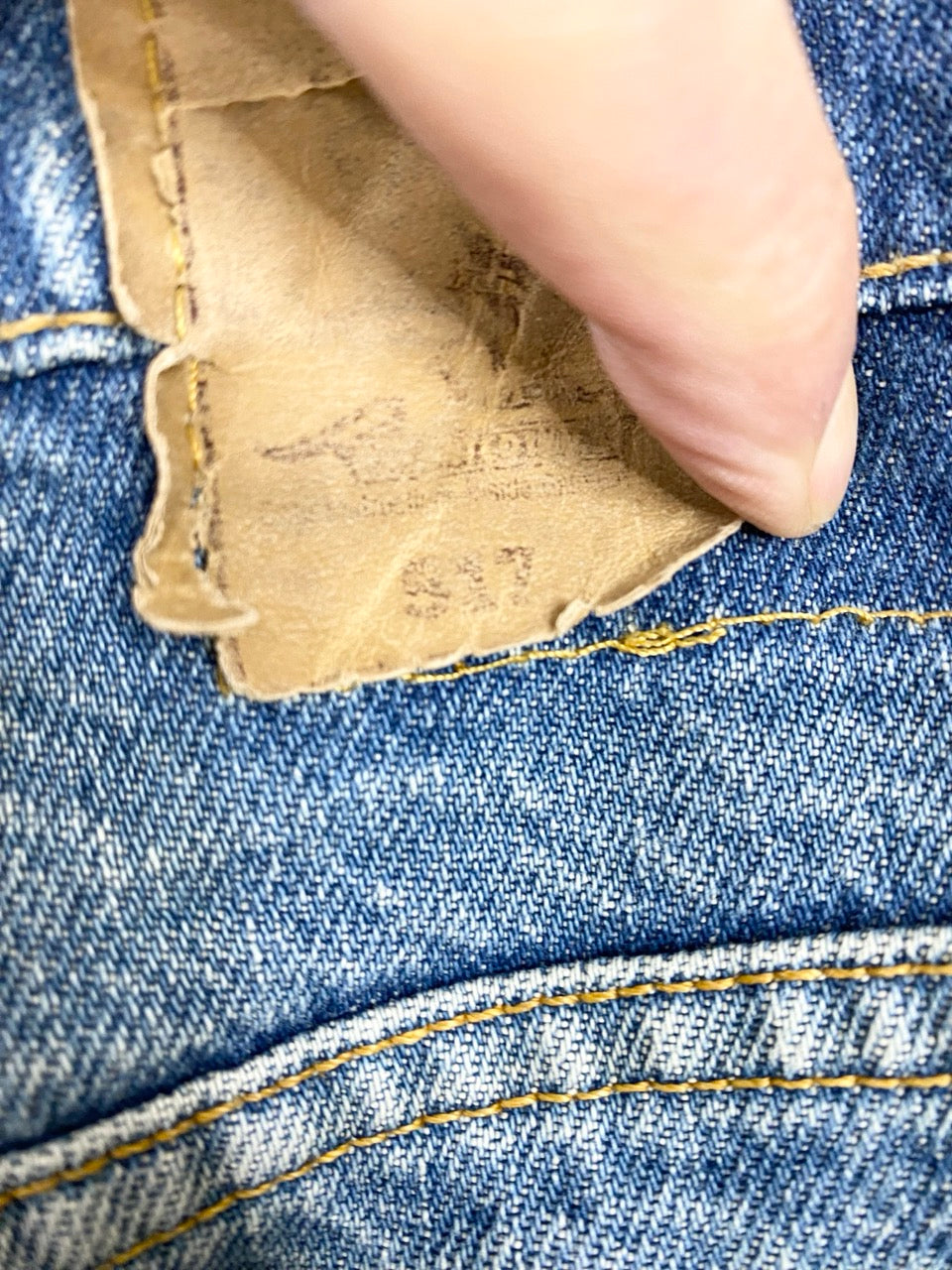 90s bootcut Levi's 517 (W36)