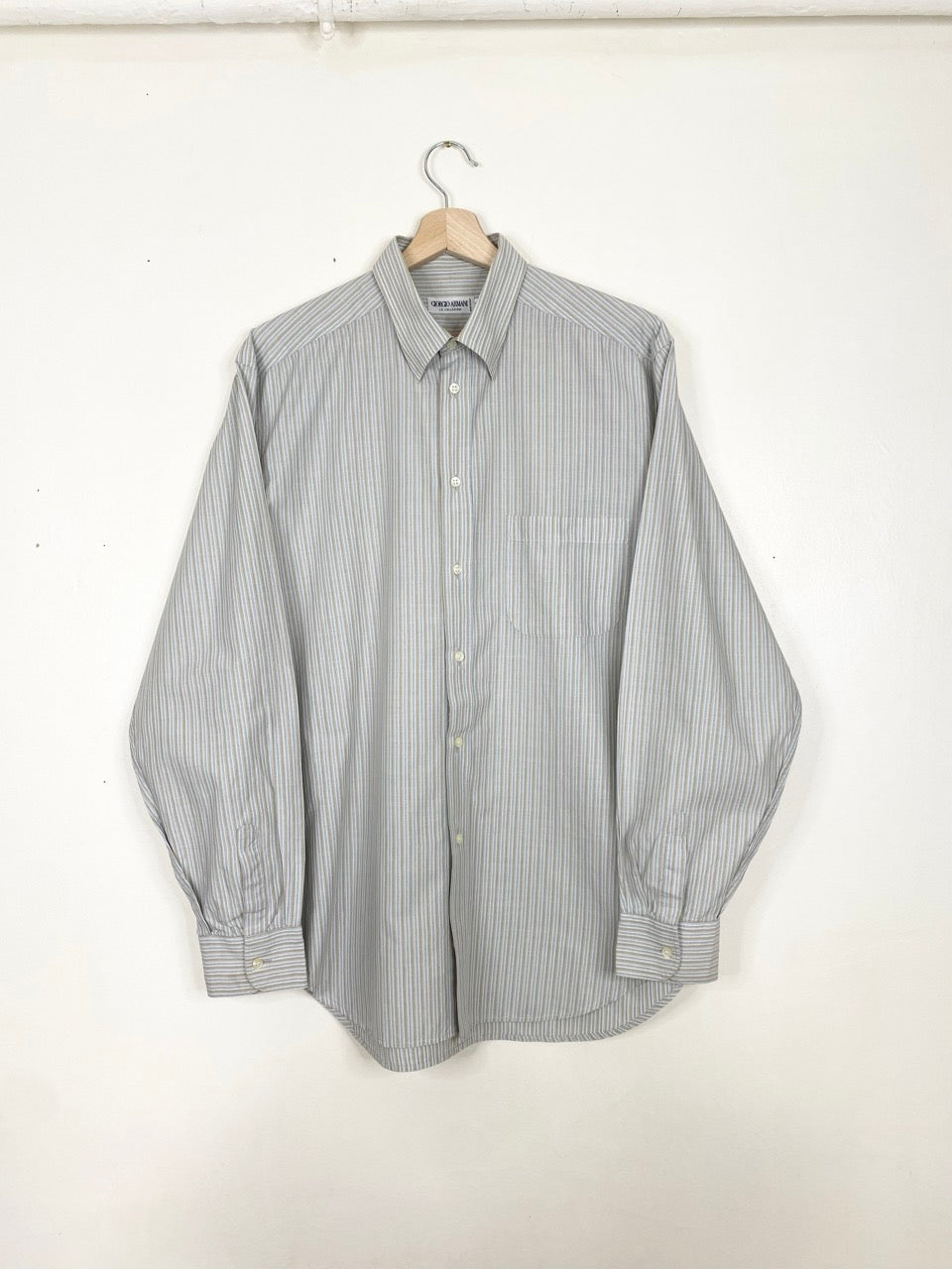 90s Giorgio Armani shirt (40/M)