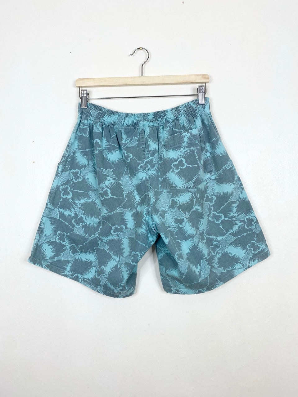 90s Quiksilver short (S-M)